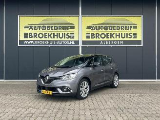 Voiture accidenté Renault Scenic 1.3 TCe Limited 2019/3