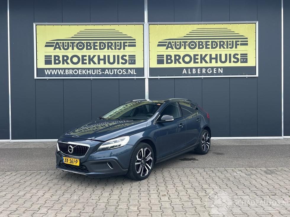 Volvo V-40 Cross Country 1.5 T3 Polar+ Luxury