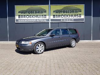 Volvo V-70 2.4 D5 picture 1