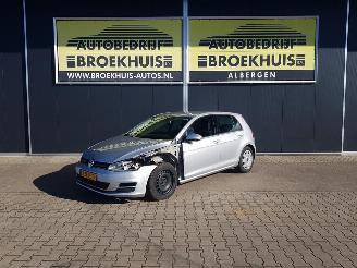 Volkswagen Golf 1.6 TDI Comfortline BlueMotion picture 1
