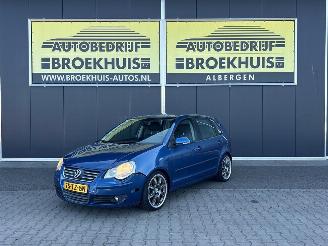 Damaged car Volkswagen Polo 1.4-16V Optive 2007/3