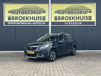 uszkodzony samochody osobowe Peugeot 2008 1.2 PureTech Allure 2018/5