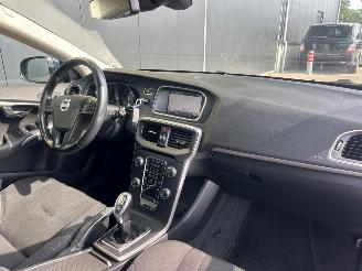 Volvo V-40 1.6 D2 Kinetic picture 14
