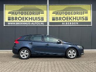 Volvo V-40 1.6 D2 Kinetic picture 4