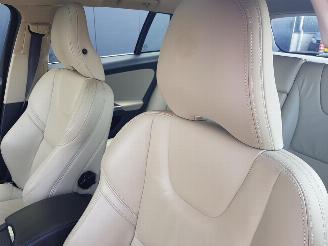 Volvo V-60 2.4 D6 AWD Plug-In Hybrid Summum picture 27