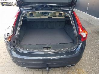 Volvo V-60 2.4 D6 AWD Plug-In Hybrid Summum picture 11