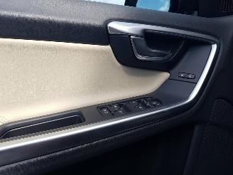Volvo V-60 2.4 D6 AWD Plug-In Hybrid Summum picture 25