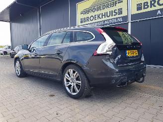 Volvo V-60 2.4 D6 AWD Plug-In Hybrid Summum picture 8