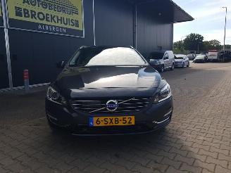Volvo V-60 2.4 D6 AWD Plug-In Hybrid Summum picture 3