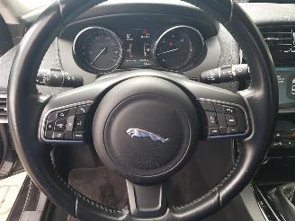 Jaguar XE 2.0 D Portfolio picture 16