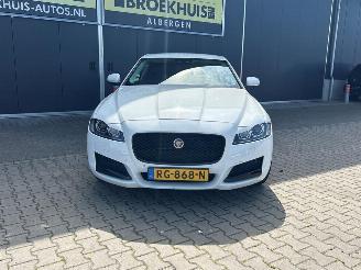 Jaguar XF 2.0d Portfolio picture 3