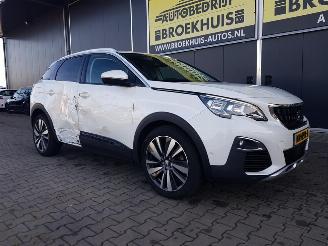 Peugeot 3008 1.2 PureTech Première picture 6