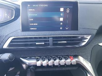 Peugeot 3008 1.2 PureTech Première picture 19