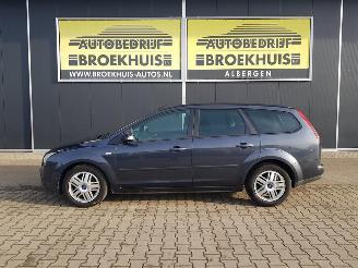 Ford Focus Wagon 1.6-16V Ghia picture 2