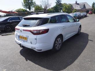 Vaurioauto  passenger cars Renault Mégane Estate 1.3 TCe 115 2019/11