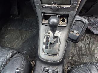 Toyota Avensis wagon  2.4 16v picture 17