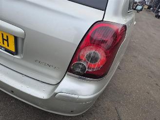 Toyota Avensis wagon  2.4 16v picture 8