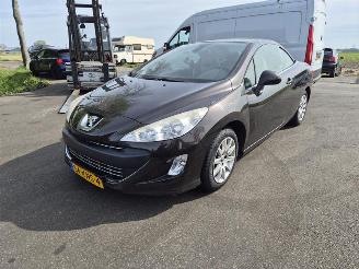 Peugeot 308 CC 1.6 16v picture 3