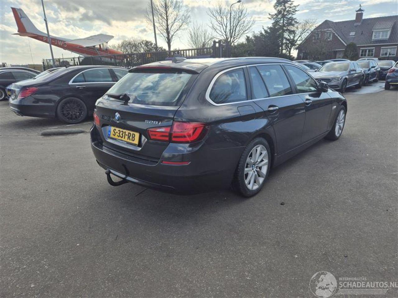 BMW 5-serie 528i xDrive Touring