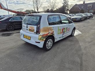 uszkodzony samochody osobowe Volkswagen Up! 1.0 MPi 2022/4