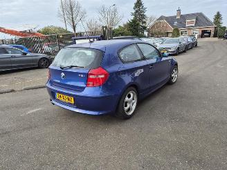 BMW 1-serie 118i picture 1