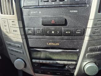 Lexus RX 300 picture 11