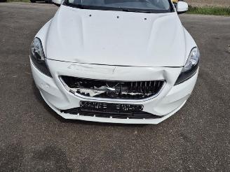 Volvo V-40 2.0 T2 picture 5
