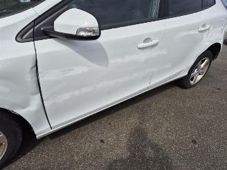 Volvo V-40 2.0 T2 picture 7