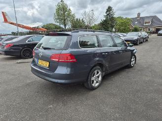 skadebil auto Volkswagen Passat Variant 1.6 TDi 2013/9