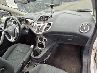 Ford Fiesta 1.25 picture 9