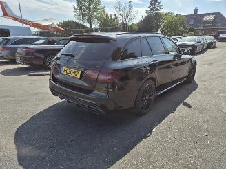 Auto incidentate Mercedes C-klasse Estate C-63 AMG 4.0 V8 Biturbo 2016/5