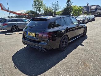 Voiture accidenté Mercedes C-klasse Estate C-63 AMG 4.0 V8 Biturbo 2016/5