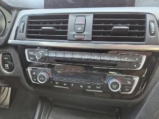 BMW 3-serie 318i Touring picture 12
