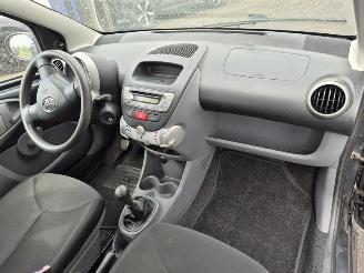 Toyota Aygo 1.0 picture 7