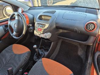 Toyota Aygo 1.0 12v picture 8