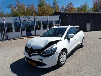 damaged passenger cars Renault Clio Estate 1.5 dCi ECO Expression 2014/11