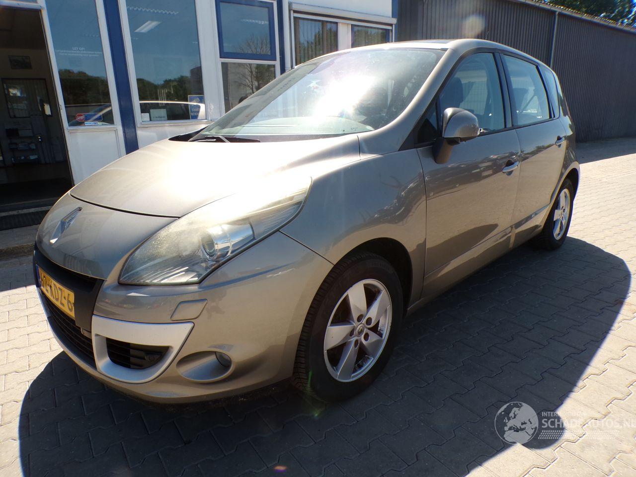 Renault Scenic 1.4 TCE Dynamique