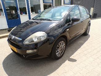 Damaged car Fiat Punto Evo 1.3 M-Jet Mylife 2012/3