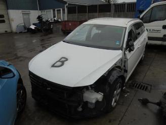 disassembly passenger cars Volkswagen Passat  2015/9