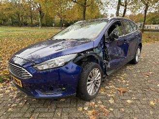 Unfallwagen Ford Focus  2016/1