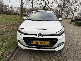 Hyundai I-20  picture 8