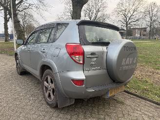 Toyota Rav-4  picture 3