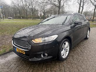 Voiture accidenté Ford Mondeo  2016/1