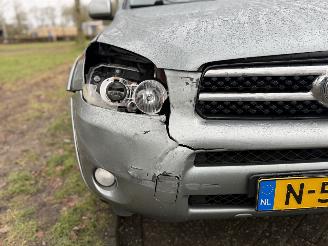 Toyota Rav-4  picture 13