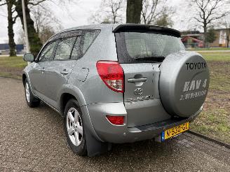 Toyota Rav-4  picture 3