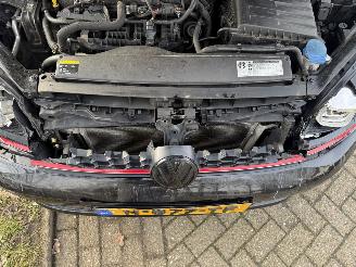 Volkswagen Golf  picture 12