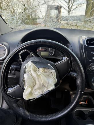 Mitsubishi   picture 18