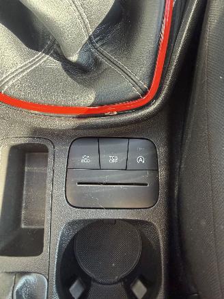 Ford Fiesta  picture 16