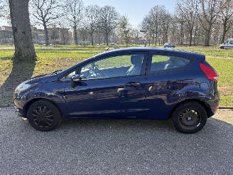 Ford Fiesta  picture 2