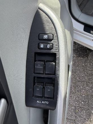 Toyota Prius  picture 17